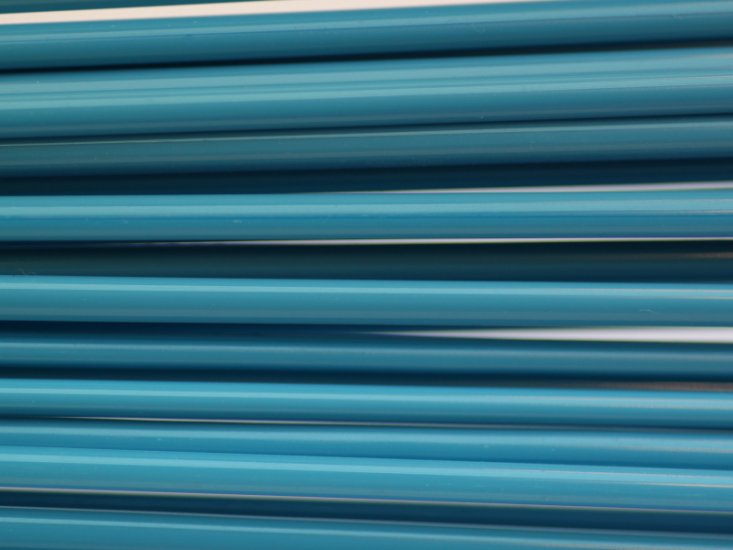 50 grams 591-236 (2-3 mm) Dark Turquoise Stringer 35.90 €/kg - Click Image to Close